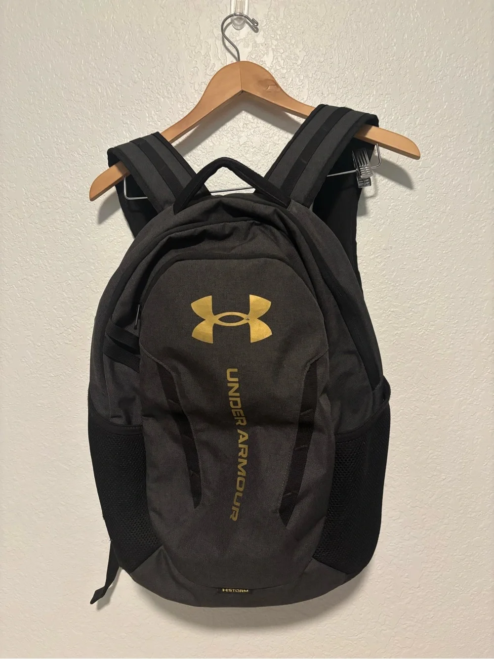 Under Armour stylish under